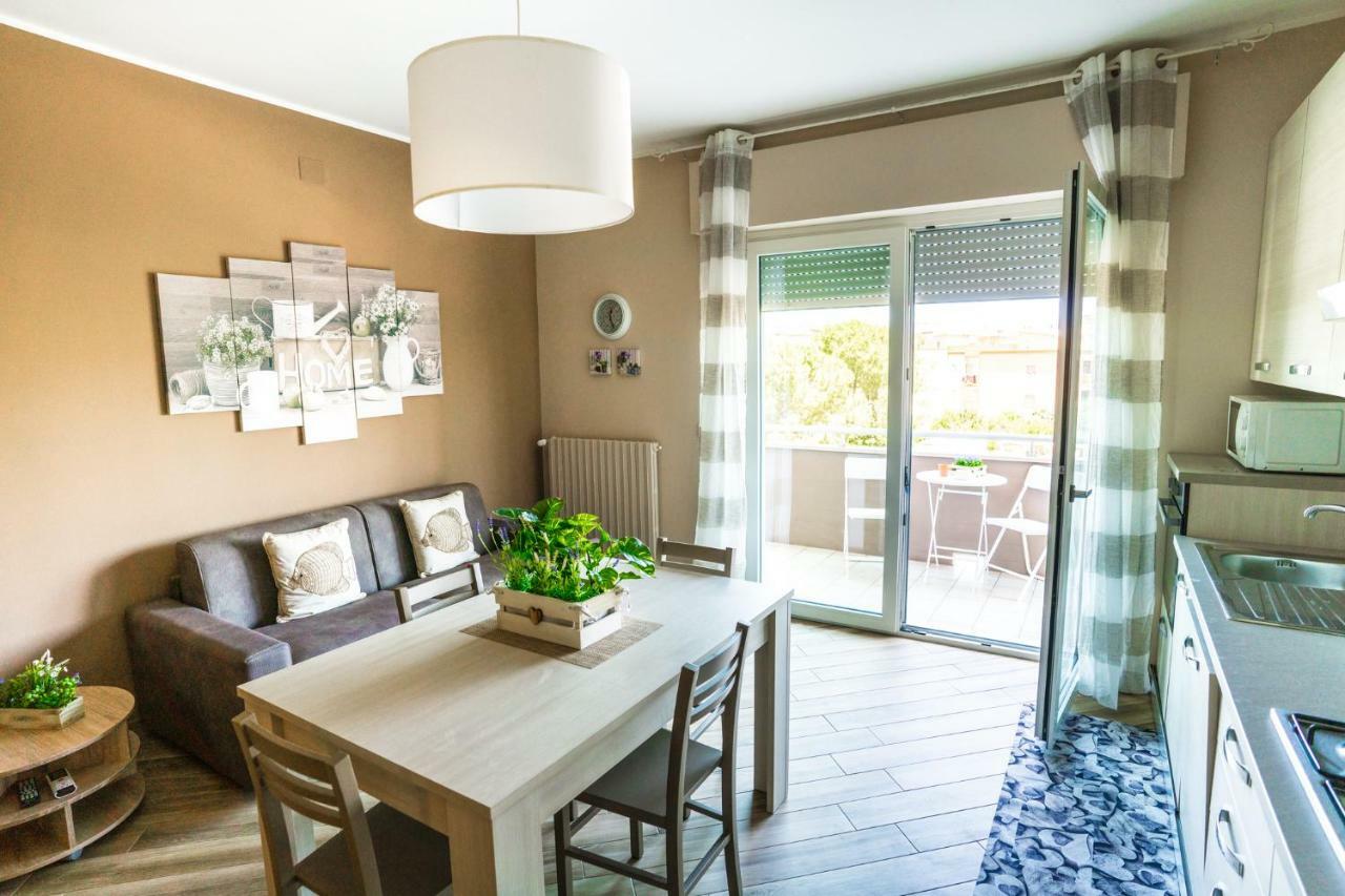 מונופולי Sisters In Law Guesthouse מראה חיצוני תמונה