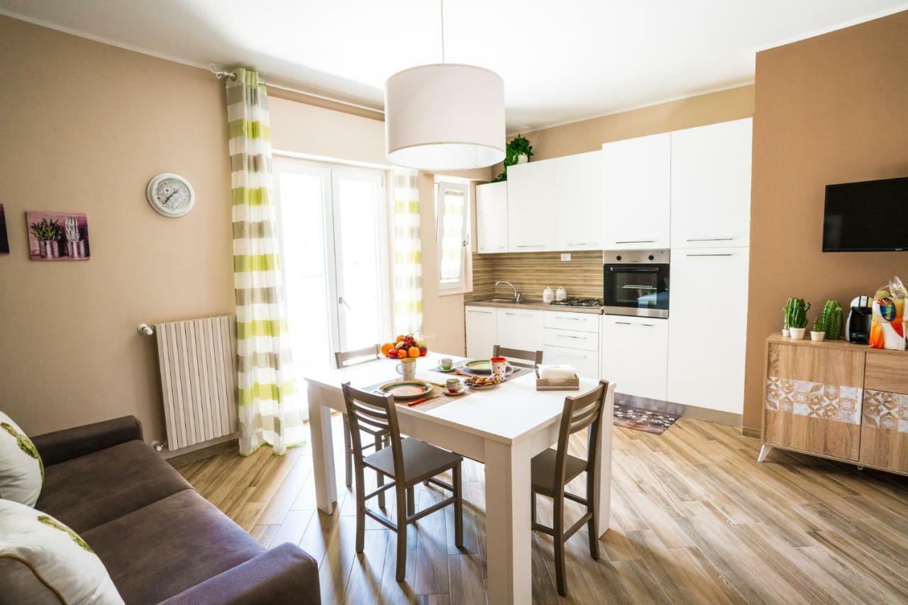 מונופולי Sisters In Law Guesthouse מראה חיצוני תמונה