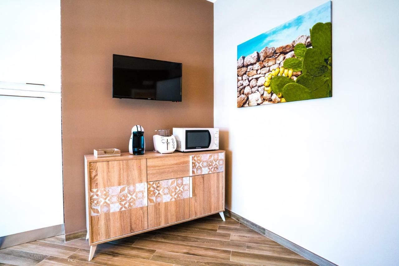 מונופולי Sisters In Law Guesthouse מראה חיצוני תמונה