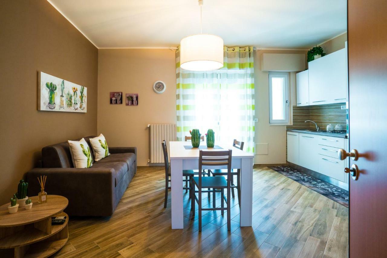 מונופולי Sisters In Law Guesthouse מראה חיצוני תמונה