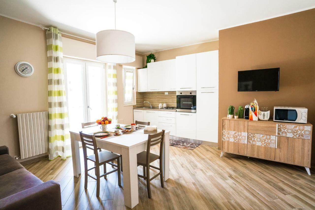 מונופולי Sisters In Law Guesthouse מראה חיצוני תמונה