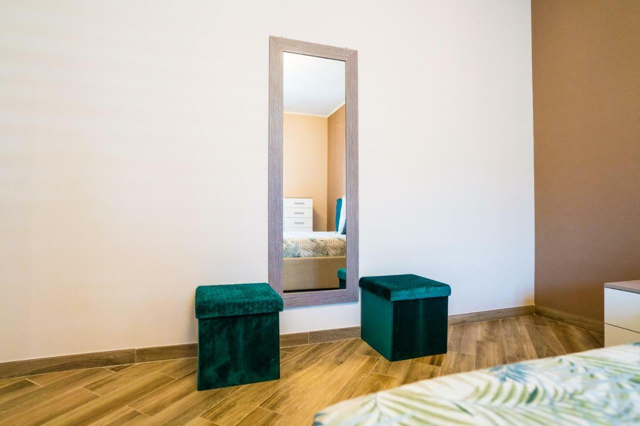 מונופולי Sisters In Law Guesthouse מראה חיצוני תמונה