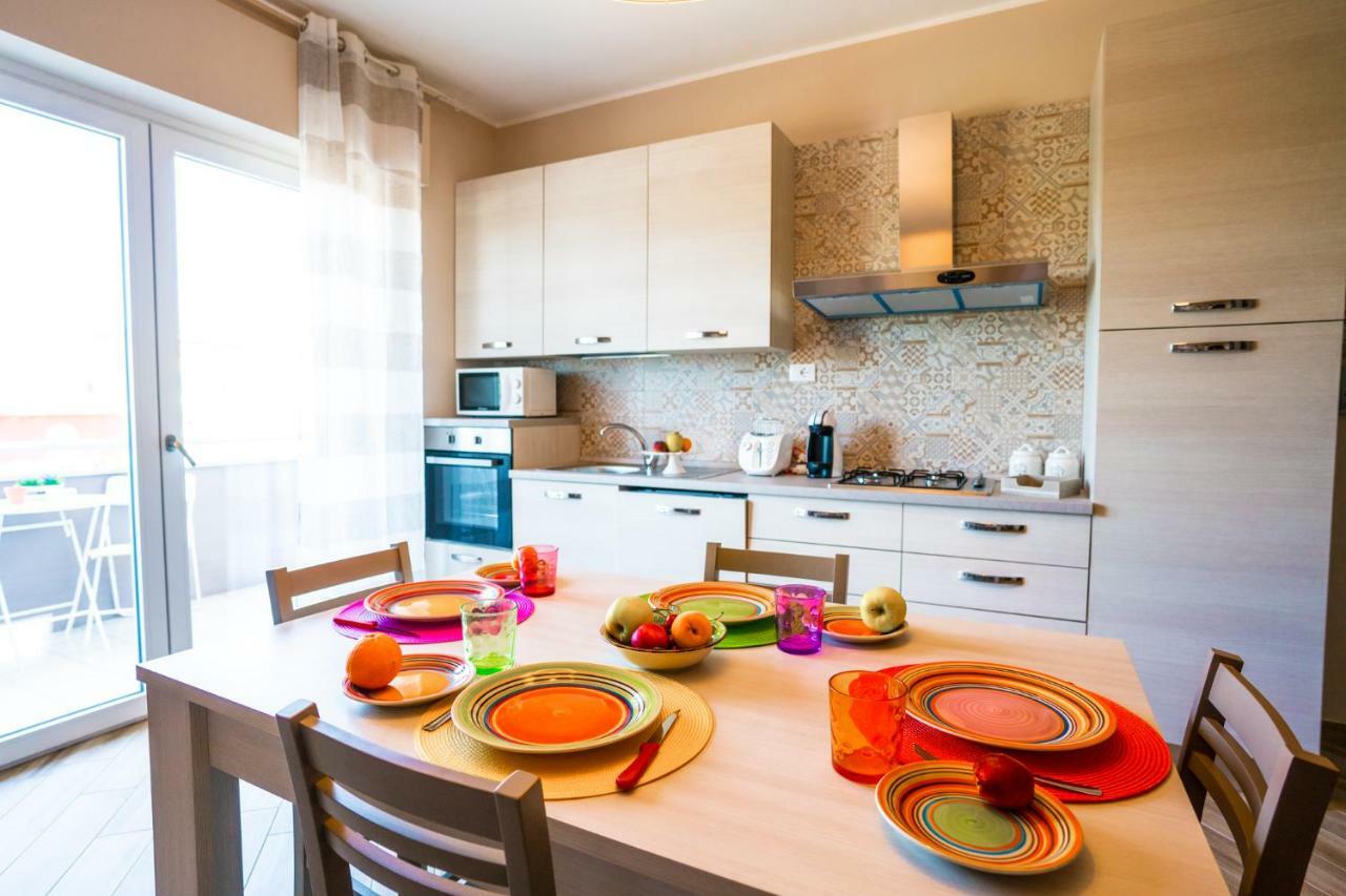 מונופולי Sisters In Law Guesthouse מראה חיצוני תמונה