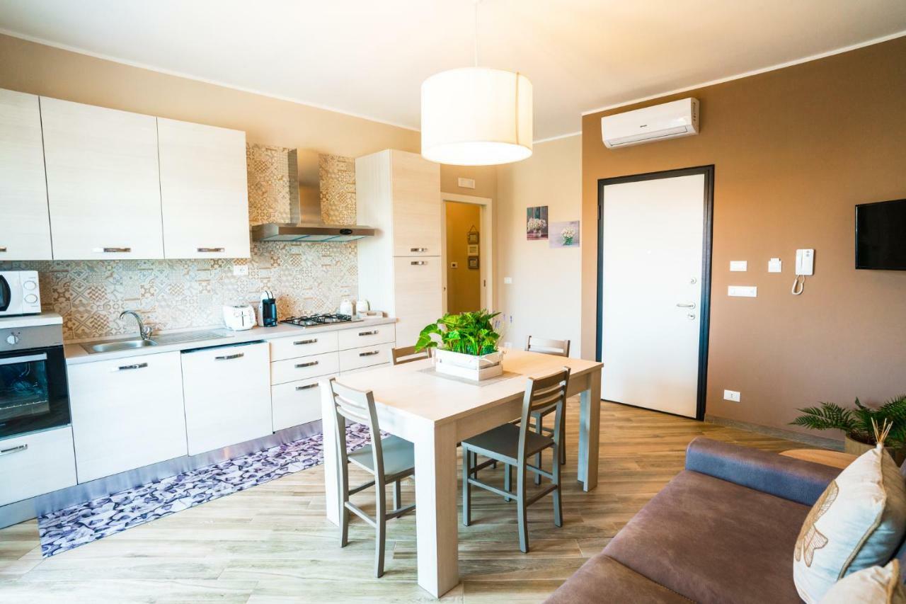 מונופולי Sisters In Law Guesthouse מראה חיצוני תמונה