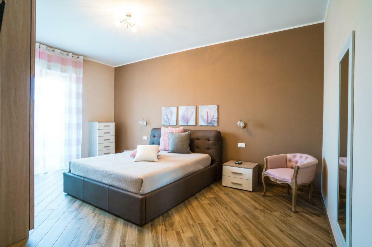 מונופולי Sisters In Law Guesthouse מראה חיצוני תמונה