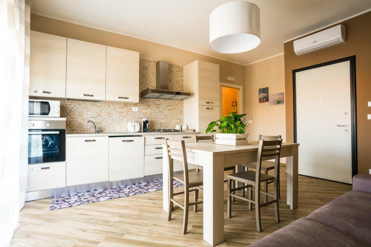 מונופולי Sisters In Law Guesthouse מראה חיצוני תמונה